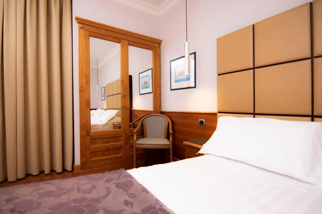Hotel Vibe Nazionale Roma