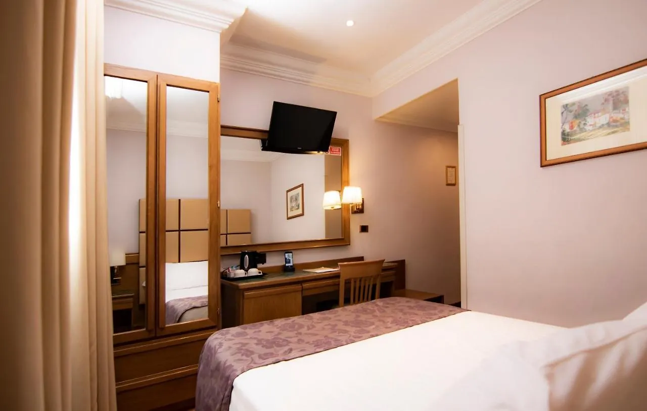 Hotel Vibe Nazionale Roma Italia