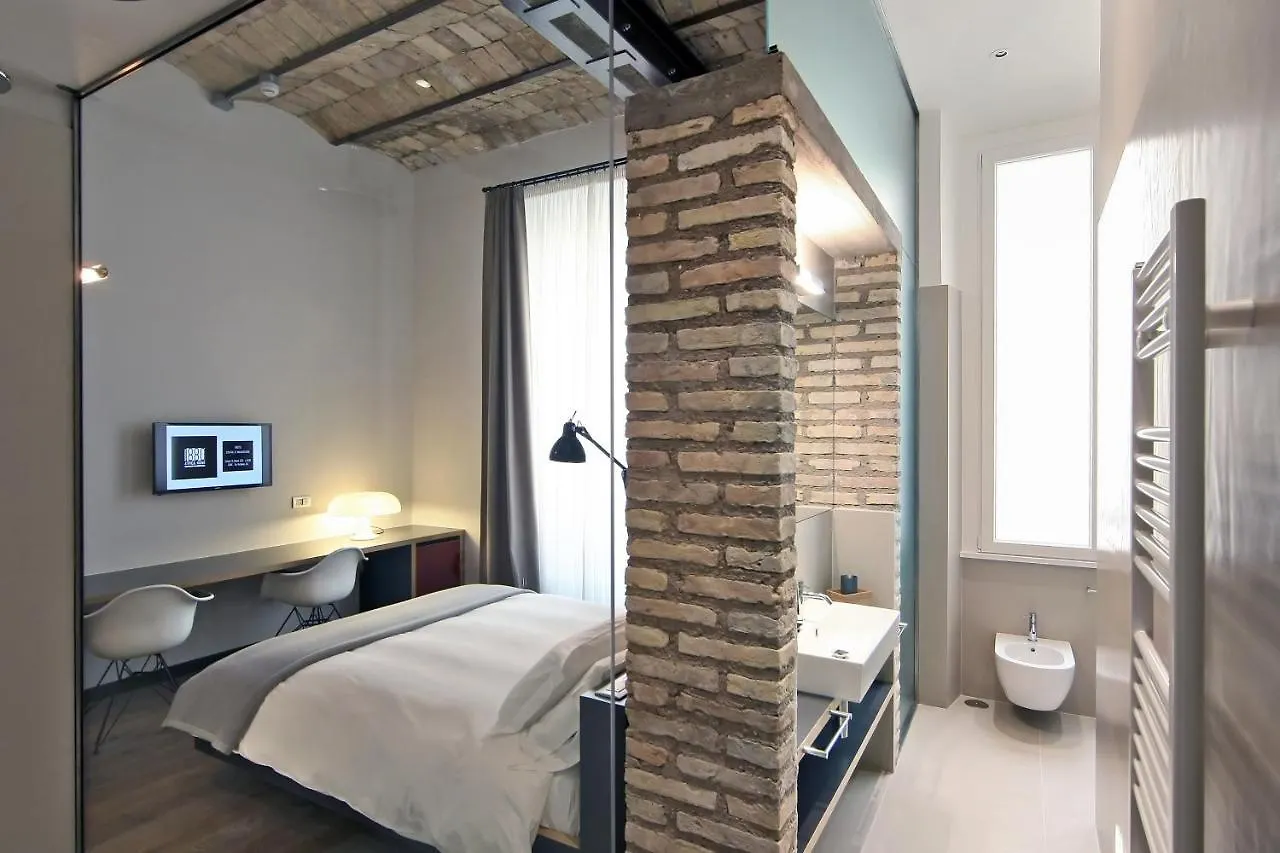 Hotel Vibe Nazionale Roma 3*,