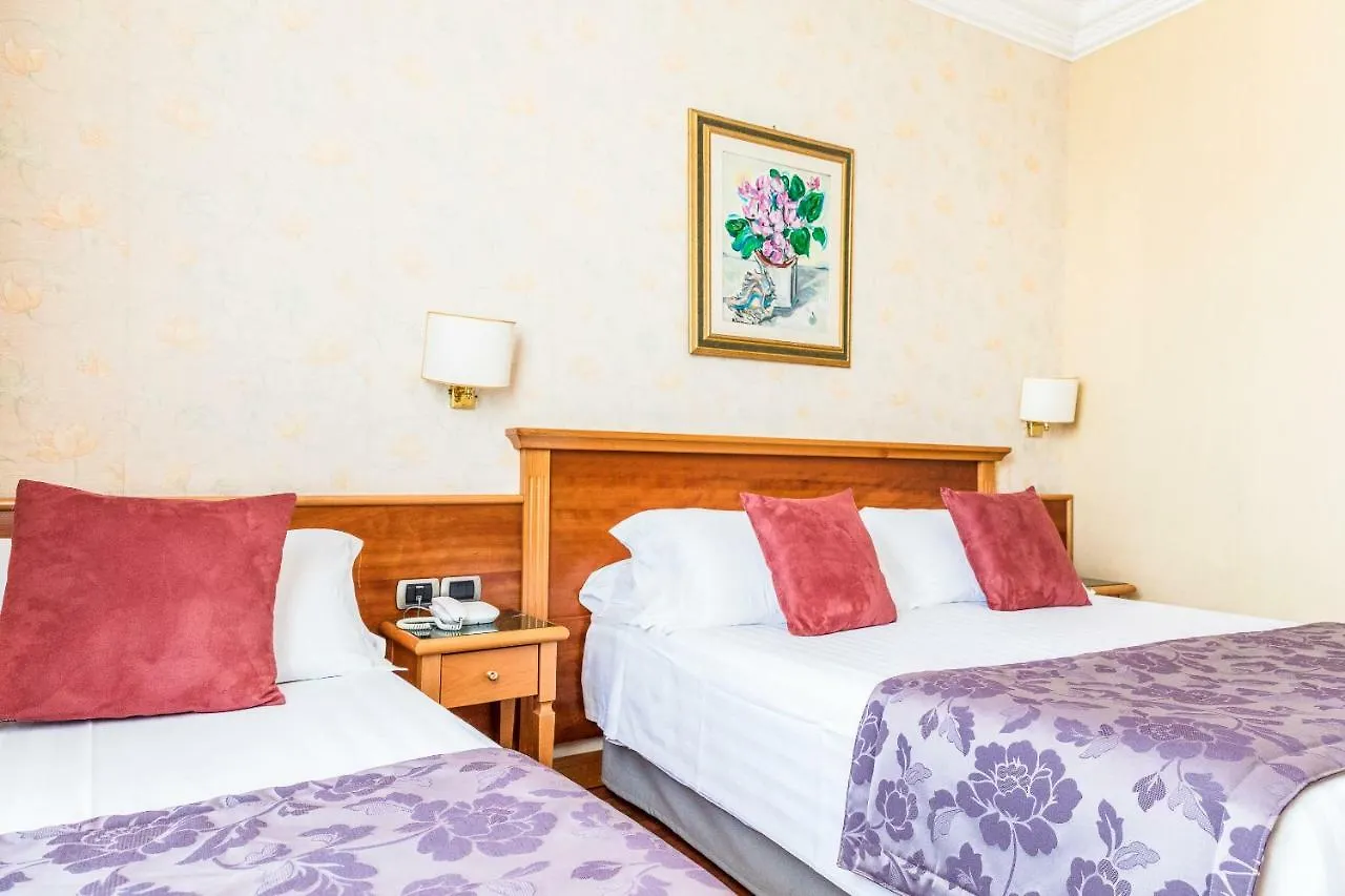 ***  Hotel Vibe Nazionale Řím Itálie
