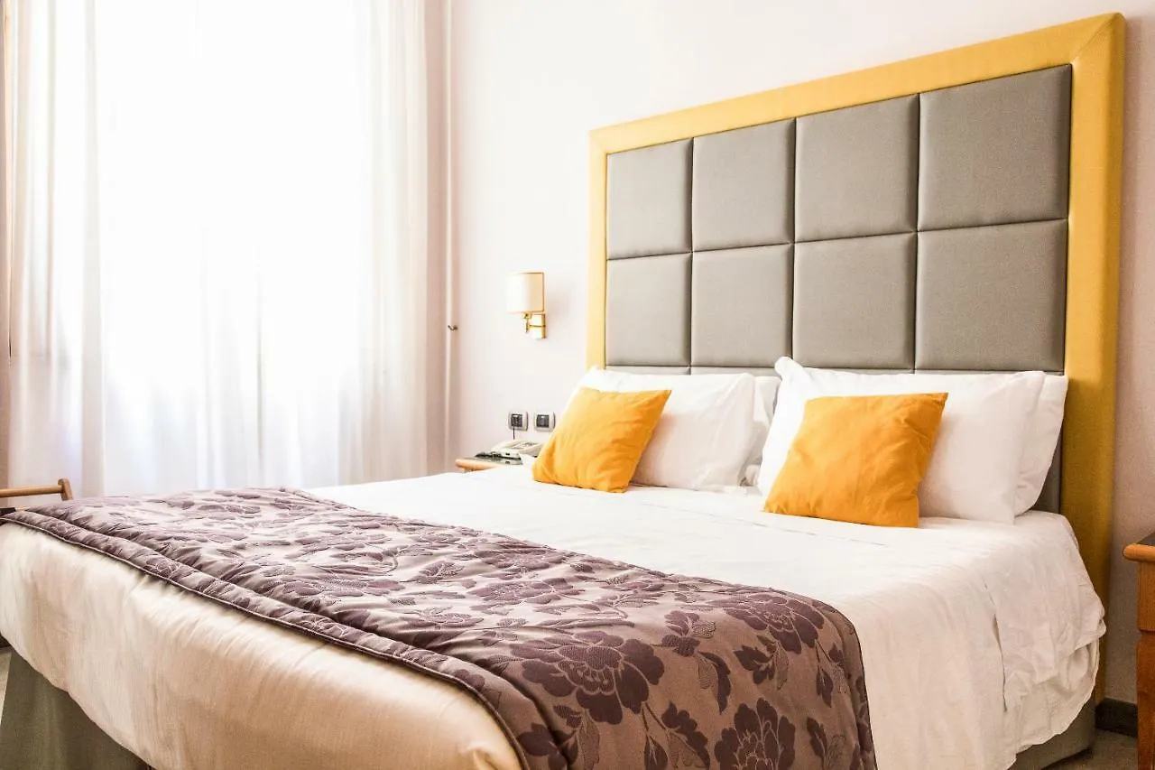 Vibe Nazionale Hotell Rom 3*,  Italien